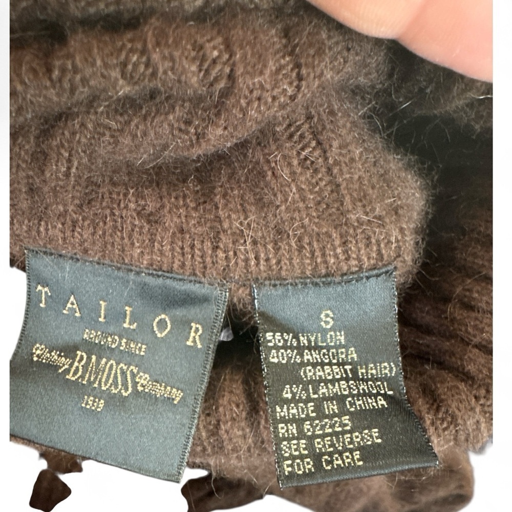 Tailor B. Moss cable knit sweater - Picture 5 of 5